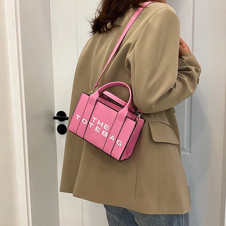 The totebag feminina de couro