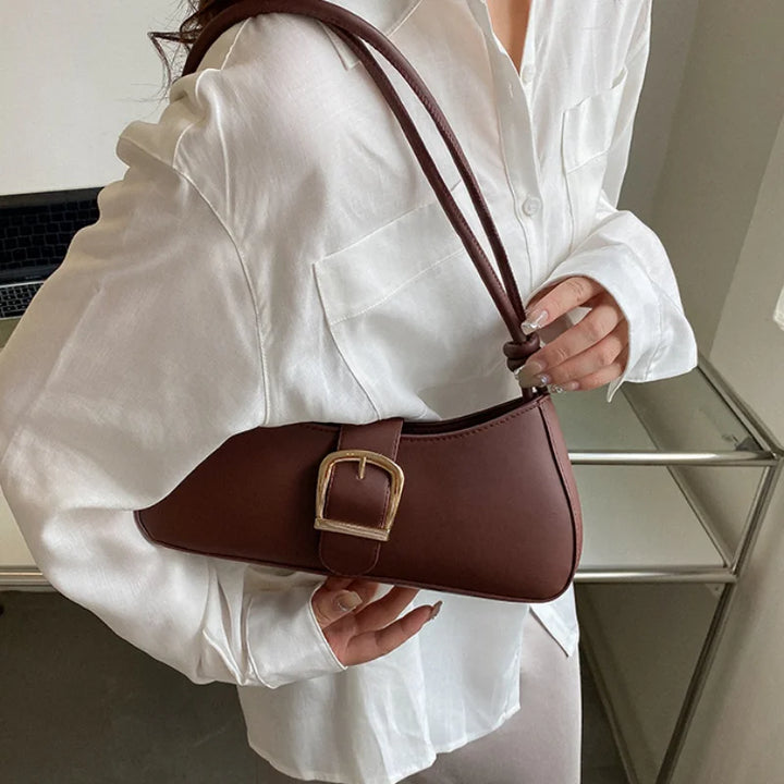 Baguette bag, design minimalista meia-lua, alça curta